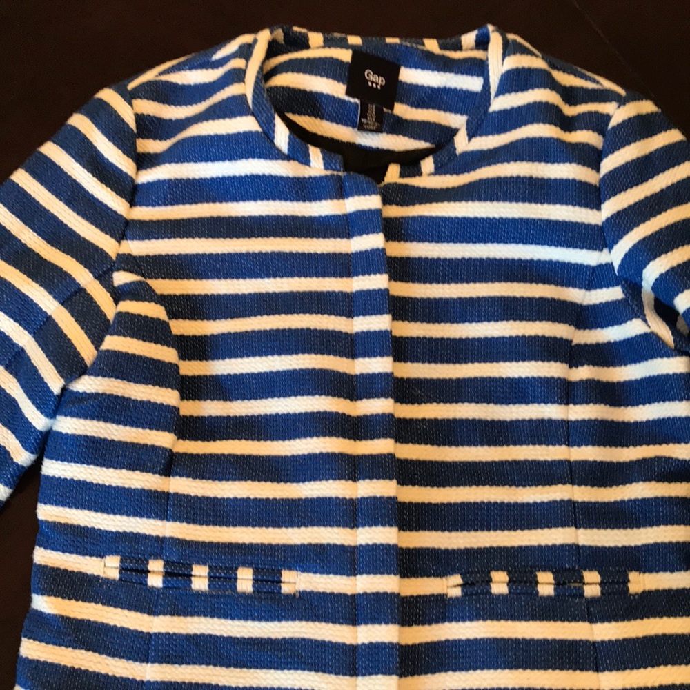 Gap Jacket Size 0 - image 2